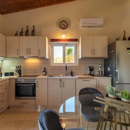Villa Rose By Posarellivillas Georgioupoli
